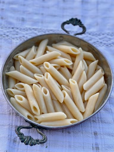 Penne me gjalpë